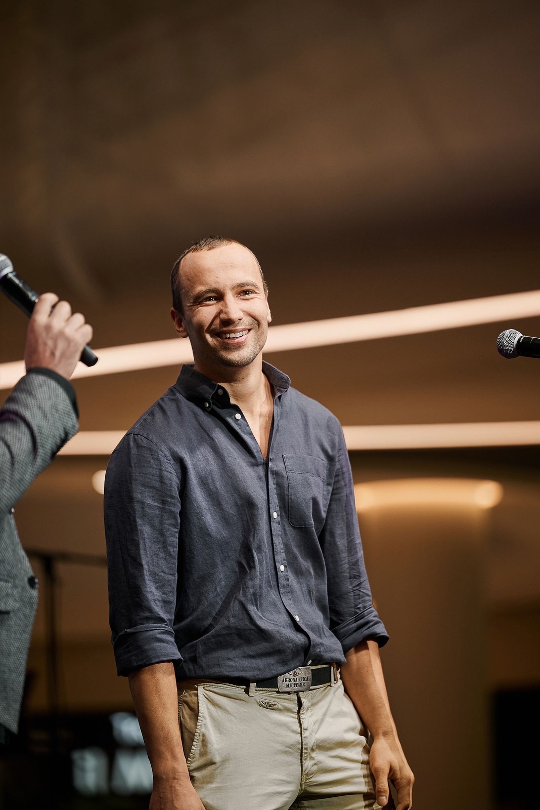 Олександр Марушко бере уроки музики